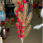 Κλαδί με ου και χρυσά φύλλα