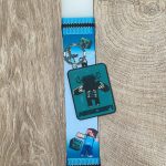 Λευκή πλακέ λαμπάδα με μπρελόκ Minecraft-σχέδιο 1