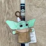 Λευκή στρογγυλή λαμπάδα με Baby Yoda-Star Wars