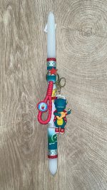 Λευκή στρογγυλή λαμπάδα με δεινοσαυράκι με ακουστικά και κιθάρα