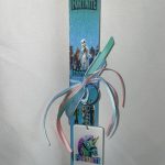 Πλακέ λευκή λαμπάδα Fortnite + μπρελόκ