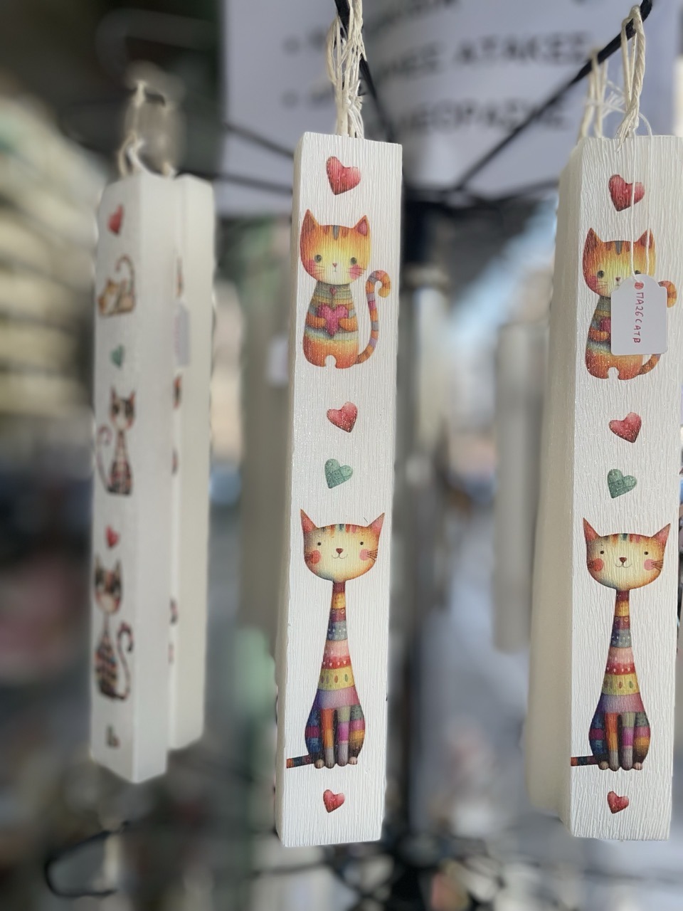 IMG_1233 – μεγάλη Πλακέ λευκή λαμπάδα με γατούλες - Β - Image 1