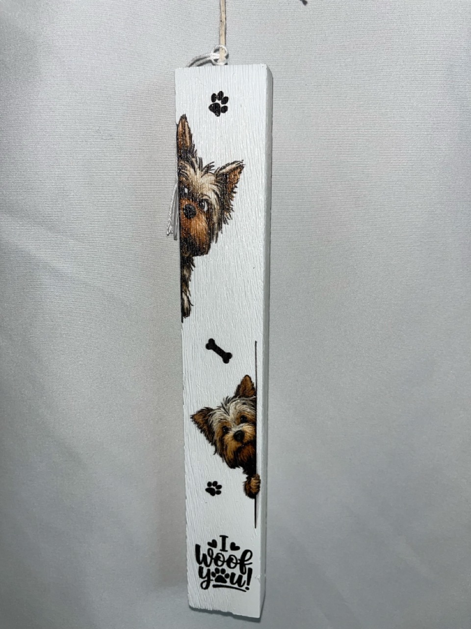 IMG_6665 – μεγάλη Πλακέ λευκή λαμπάδα με καφέ σκυλάκι - Image 1