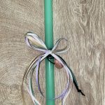 Μέντα στρογγυλή λαμπάδα με κρεμαστό αυγουλάκι για τον λαιμό