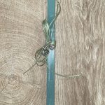 Μέντα τετράγωνη λαμπάδα με μεταλλικό ποδηλατάκι